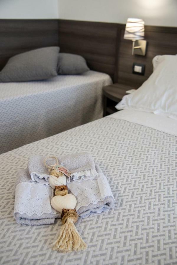 Hotel Il mare di Giulia Marcelli Esterno foto