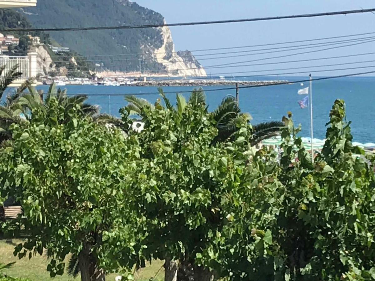 Hotel Il mare di Giulia Marcelli Esterno foto